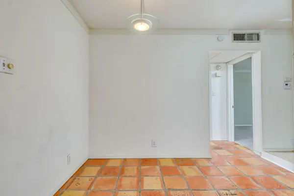 910 Duncan LN #50, Austin, TX 78705