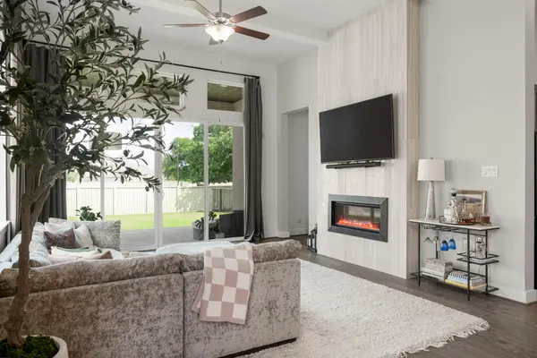 829 Faith DR, Liberty Hill, TX 78642
