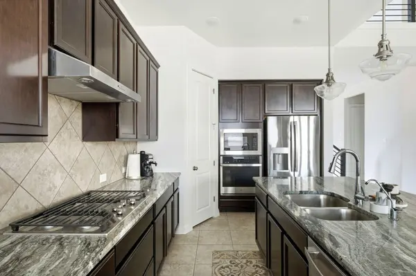 22604 Maidengrass LN, Lago Vista, TX 78645