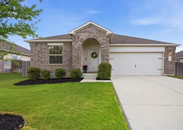 509 Marklawn LN, Hutto, TX 78634