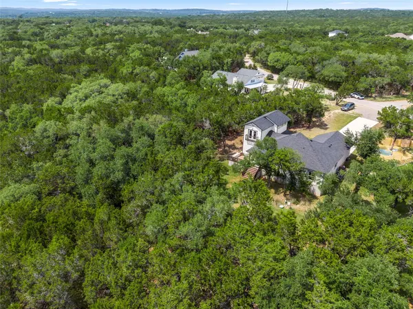 54 Acacia DR, Wimberley, TX 78676