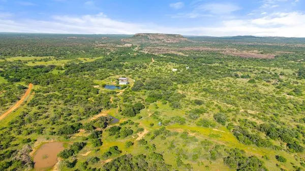 6304 County Road 110, Llano, TX 78643