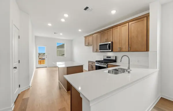 216 Cogitare LN, San Marcos, TX 78666