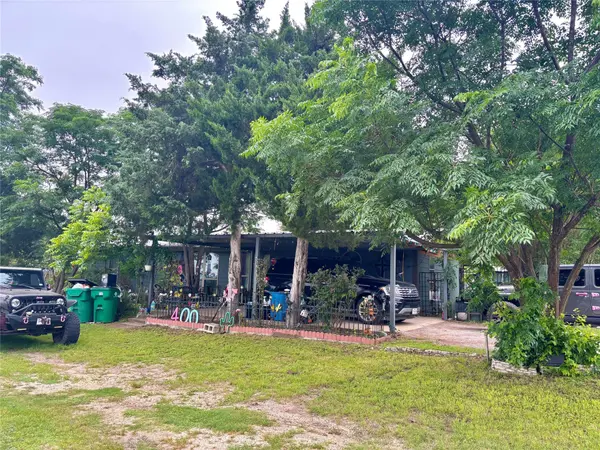 400 S Elliott ST, Thorndale, TX 76577