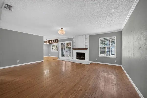 10215 Missel Thrush DR, Austin, TX 78750