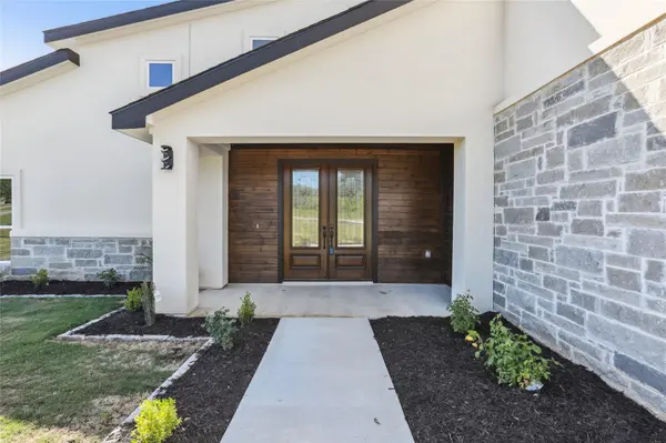 130 Creekwood TRL, Cedar Creek, TX 78612