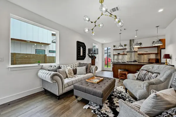 201 Tillery SQ #2, Austin, TX 78702