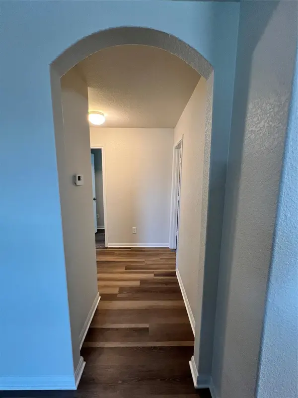 221 Koontz LOOP, Jarrell, TX 76537