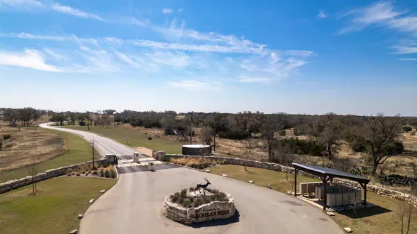 100 S Waterbuck WAY, Lampasas, TX 76550