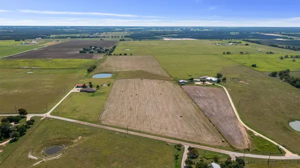 12473 County Road 440, Thorndale, TX 76577