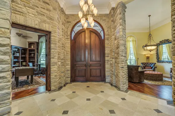 101 Arroyo Claro, Lakeway, TX 78734