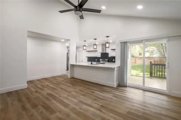 511 E 50th ST #A, Austin, TX 78751