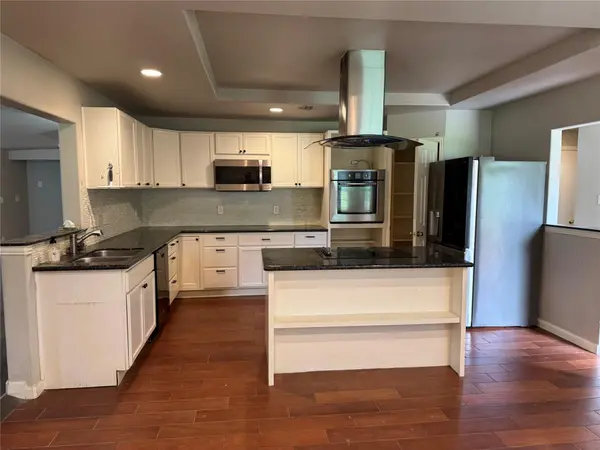 300 W COVINGTON DR, Austin, TX 78753