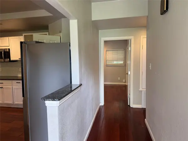300 W COVINGTON DR, Austin, TX 78753