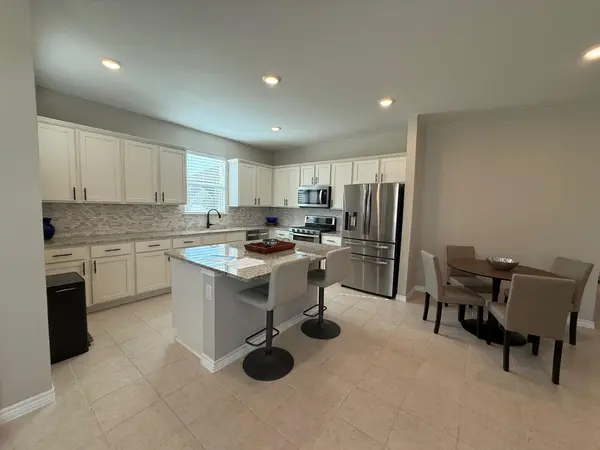 108 Harborside DR #101, San Marcos, TX 78666