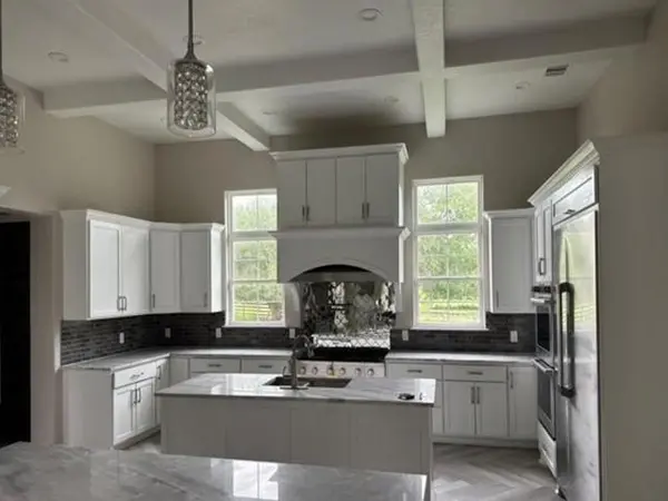 128 Gloria BLVD, Smithville, TX 78957