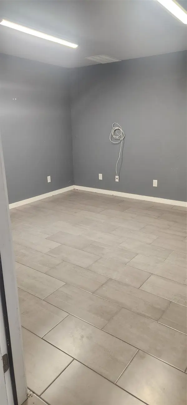 4819 R. O. DR #103, Spicewood, TX 78669