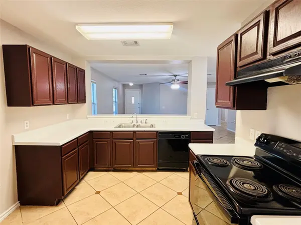 7424 Cayenne LN, Austin, TX 78741