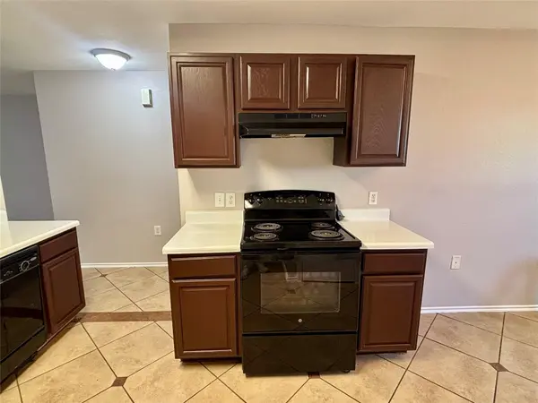 7424 Cayenne LN, Austin, TX 78741
