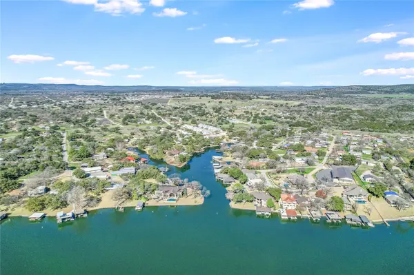 2419 Cherry LN, Kingsland, TX 78639