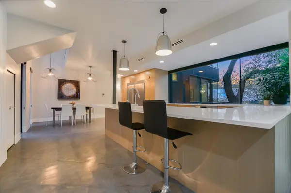 1325 Bonham TER #A, Austin, TX 78704