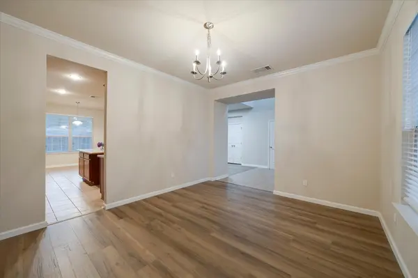 185 Hometown PKWY, Kyle, TX 78640