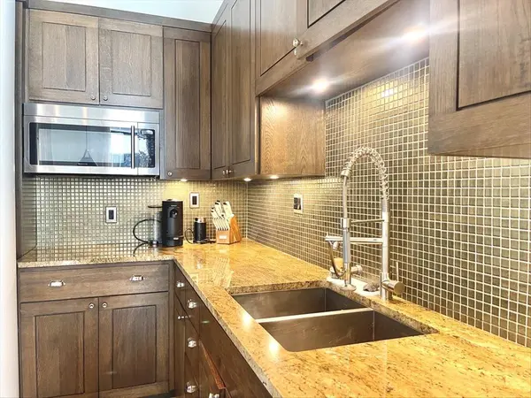 311 W 5th ST #806, Austin, TX 78701