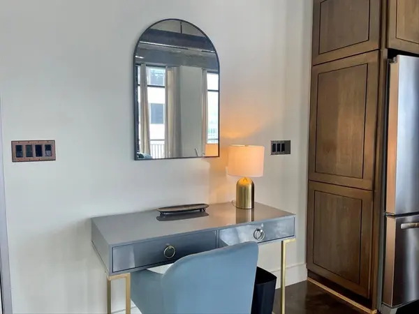 311 W 5th ST #806, Austin, TX 78701