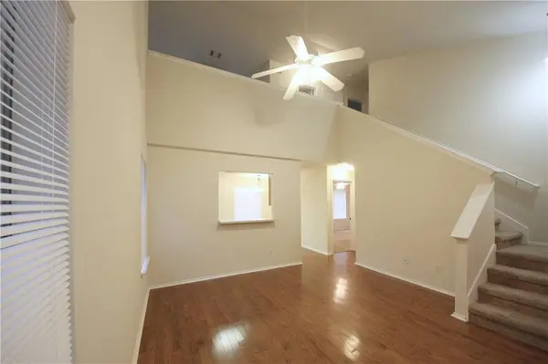 3933 Upper Passage LN, Round Rock, TX 78681