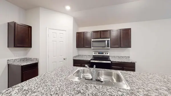 553 Hector LOOP, Georgetown, TX 78626