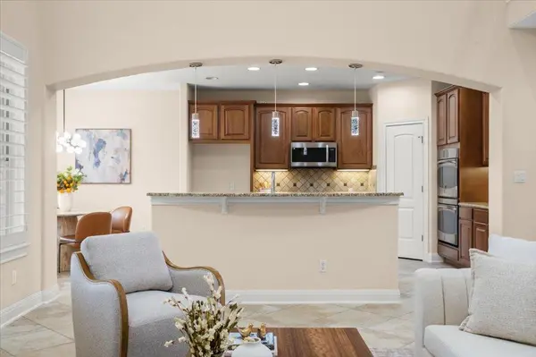 219 Varco DR, Austin, TX 78738