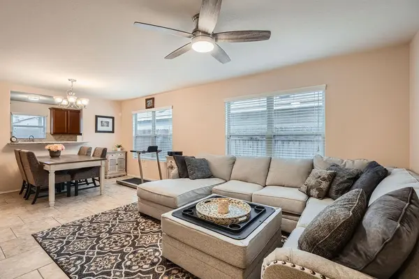 3504 Alpine Autumn DR, Austin, TX 78744
