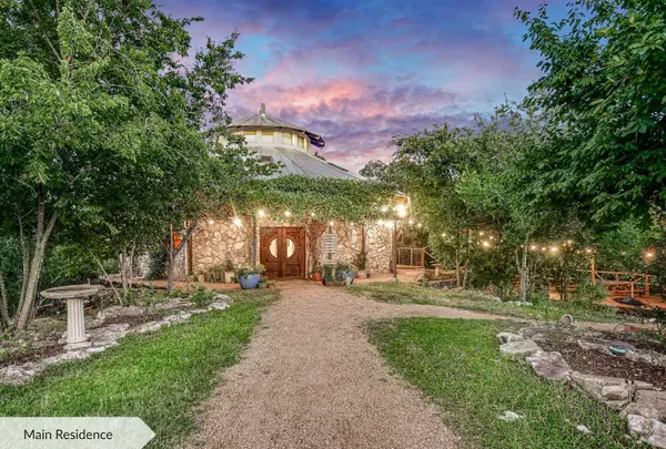 Address not disclosed, Spicewood, TX 78669