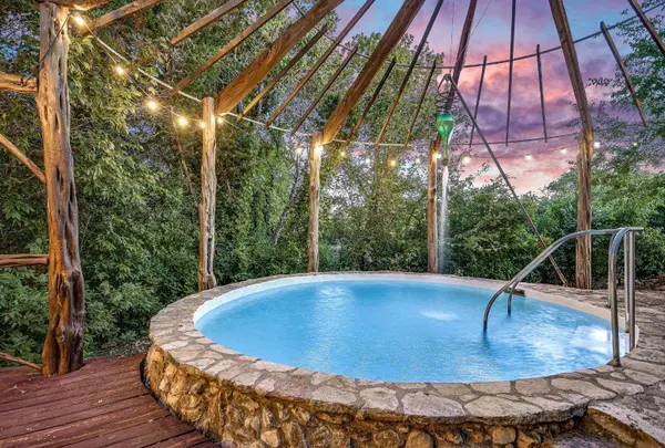 Address not disclosed, Spicewood, TX 78669