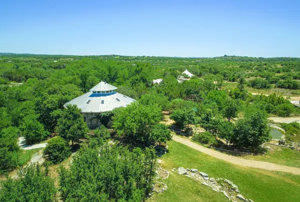Address not disclosed, Spicewood, TX 78669