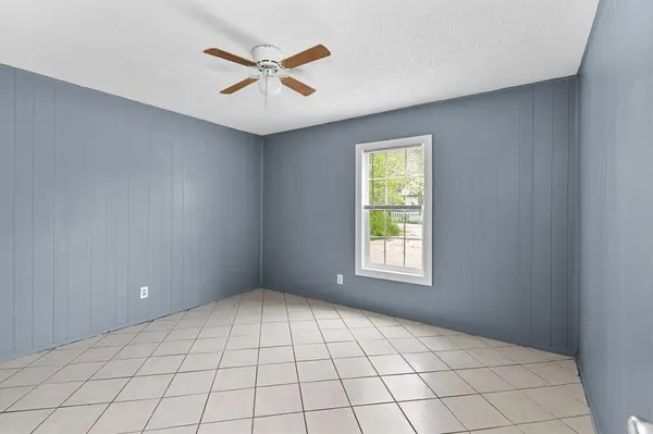 1611 Jones ST #6, Taylor, TX 76574