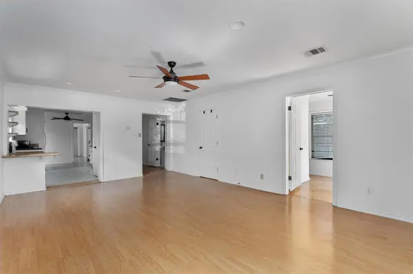 2710 E 3rd ST, Austin, TX 78702