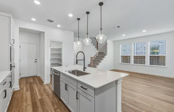 205 Singing Dove WAY, Liberty Hill, TX 78642