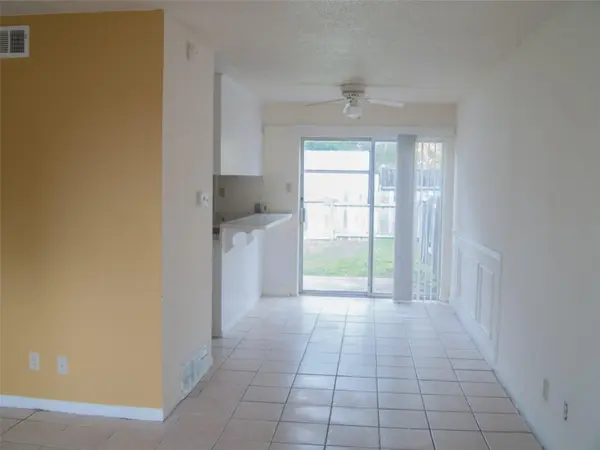 1745 WOOTEN PARK DR #101, Austin, TX 78757