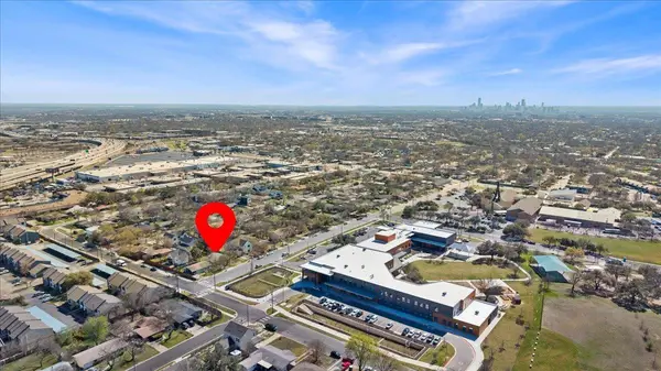 8017 Lazy LN, Austin, TX 78757