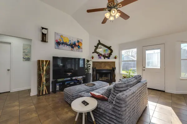507 Clear Spring LN, Leander, TX 78641