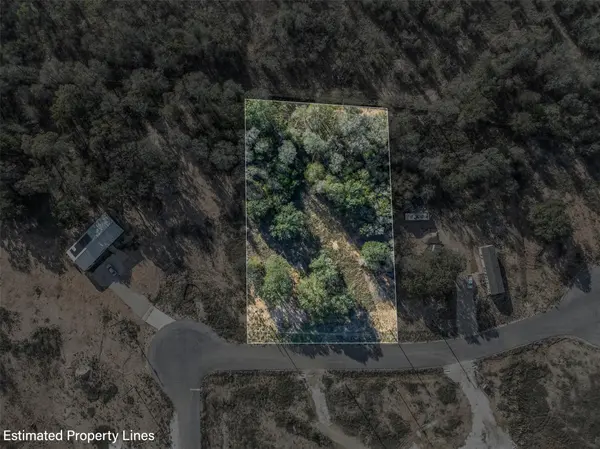 123 Grace LN, Dale, TX 78616