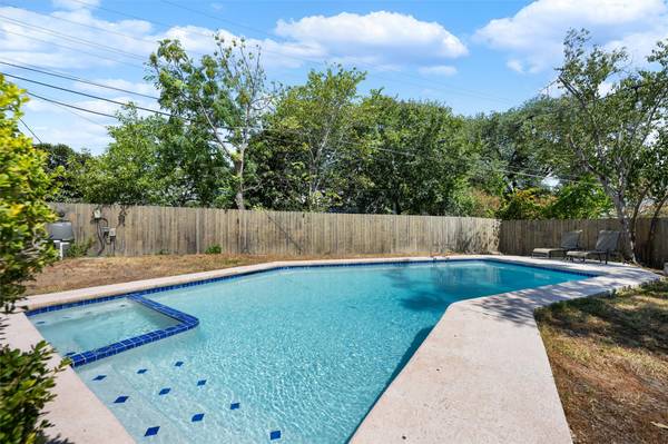 6706 Willamette DR, Austin, TX 78723