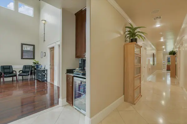 310 W Main ST #101, Round Rock, TX 78664