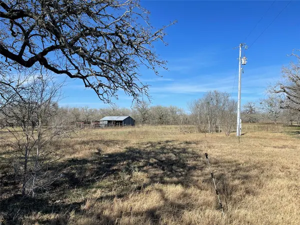 5279 Fm 2762, Flatonia, TX 78941