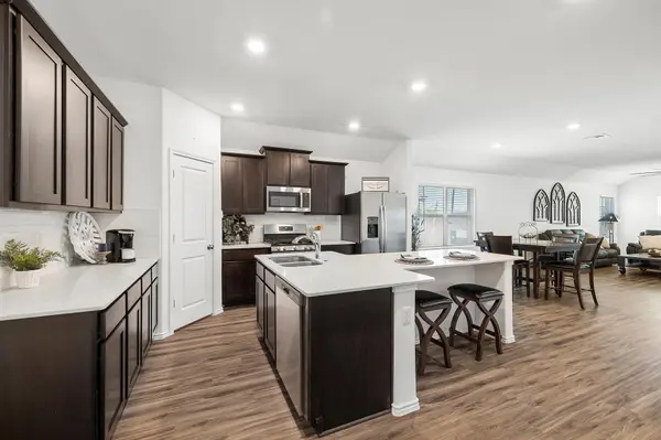 237 Escondido CIR, San Marcos, TX 78666