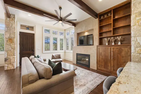 2002 Kinney Ave #A, Austin, TX 78704