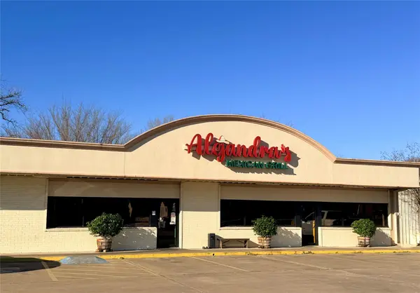 403 N Jefferson ST, La Grange, TX 78945