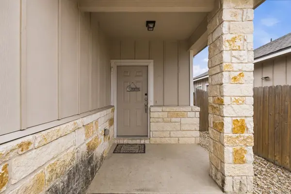 404 Carl Shipp DR, Liberty Hill, TX 78642