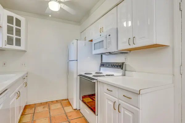910 Duncan LN #50, Austin, TX 78705